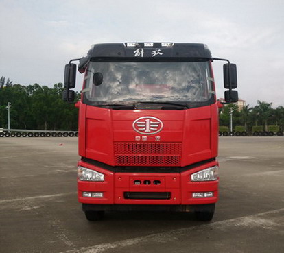 CA5310ZLJP63K1L1T4E5自卸式垃圾车燃油公告图片1
