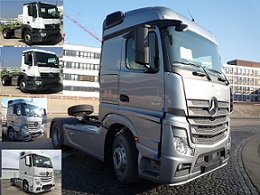 Actros 1845 4X2半挂牵引车燃油公告图片2