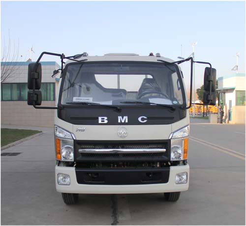 YBM1070BCD1载货汽车燃油公告图片1