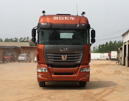 QCC4252D654-6牵引汽车燃油公告图片1