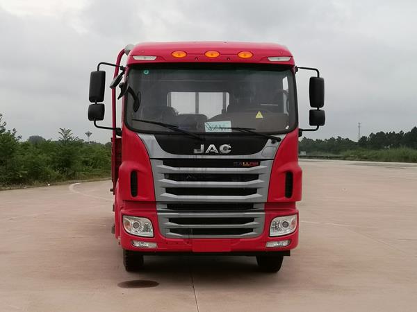 HFC1181P3K2A50S3V载货汽车燃油公告图片1