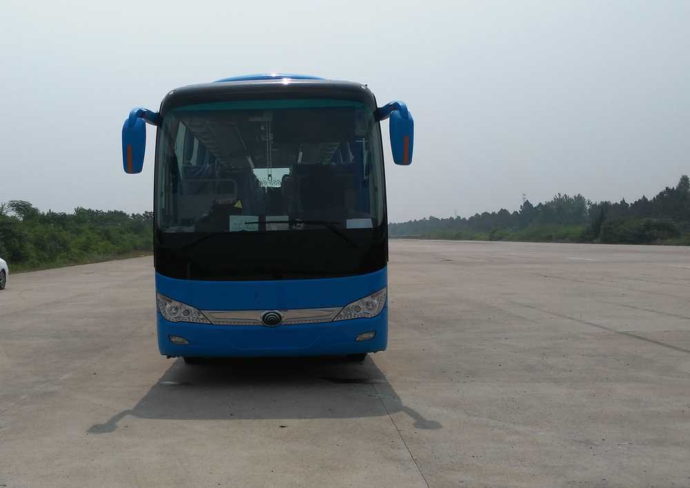 ZK6119H96QY1客车燃油公告图片1