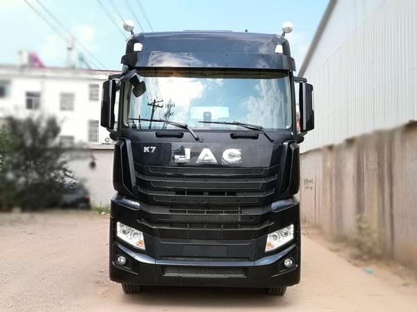 HFC4252P13K7E33S7V牵引汽车燃油公告图片1