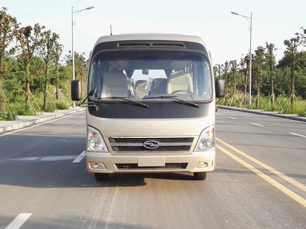 CNJ6710LQDV客车燃油公告图片1