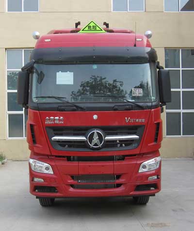 ND4250BD5J7Z07危险品牵引车燃油公告图片1
