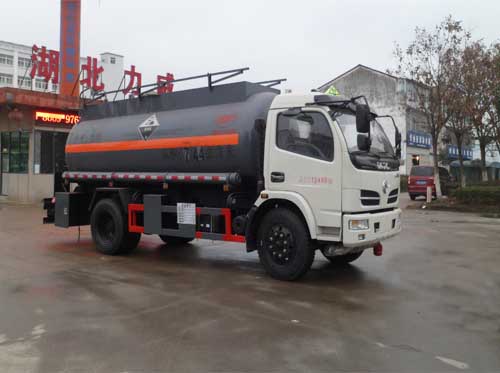 HLW5120GFW5EQ腐蚀性物品罐式运输车燃油公告图片2