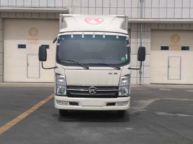 KMC5042XXYA33D5厢式运输车燃油公告图片1
