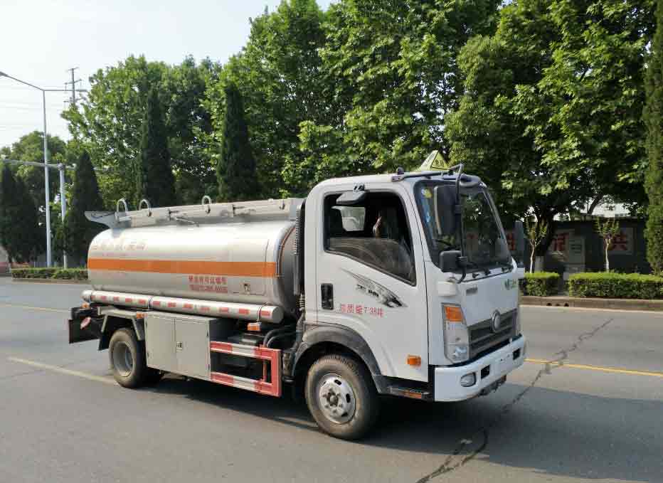 SGZ5070GJYWP5加油车燃油公告图片2