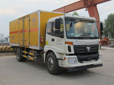 XKC5180XQY5B爆破器材运输车燃油公告图片2