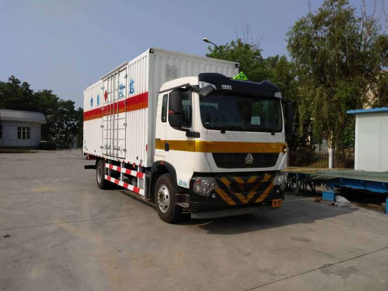 BSZ5160TQPXYW气瓶运输车燃油公告图片2