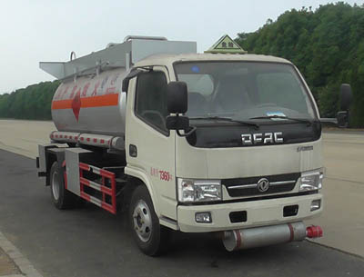 CLW5070GRY5易燃液体罐式运输车燃油公告图片2