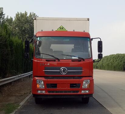 DFH5180XRQBX1DV易燃气体厢式运输车燃油公告图片1