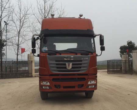 QCC4252D654M牵引汽车燃油公告图片1