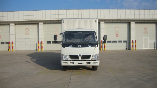 SY5045XXYH-ZH厢式运输车燃油公告图片1
