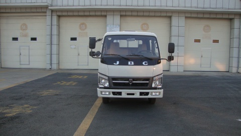 SY1045SMCZA载货汽车燃油公告图片1