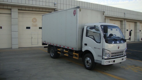 SY5045XXYH-ZC厢式运输车燃油公告图片2