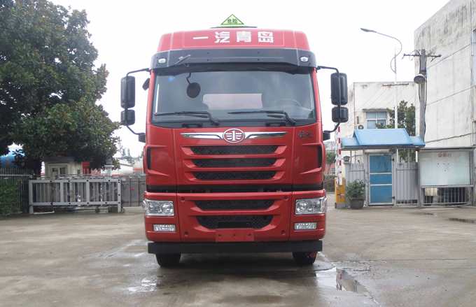 SLS5310GRYC5Q易燃液体罐式运输车燃油公告图片1