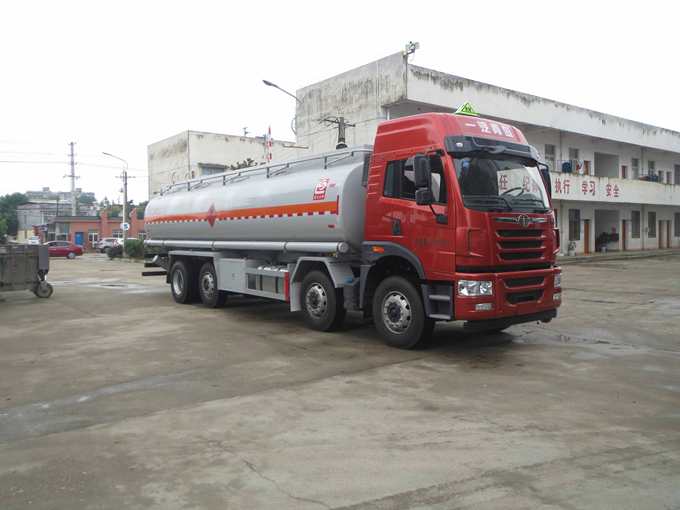 SLS5310GRYC5Q易燃液体罐式运输车燃油公告图片2