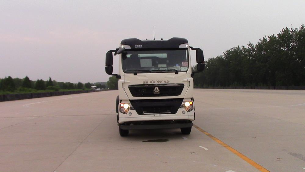 XT5310GJBT530E混凝土搅拌运输车燃油公告图片1