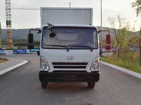 CHM5070XXYGDC42V厢式运输车燃油公告图片1