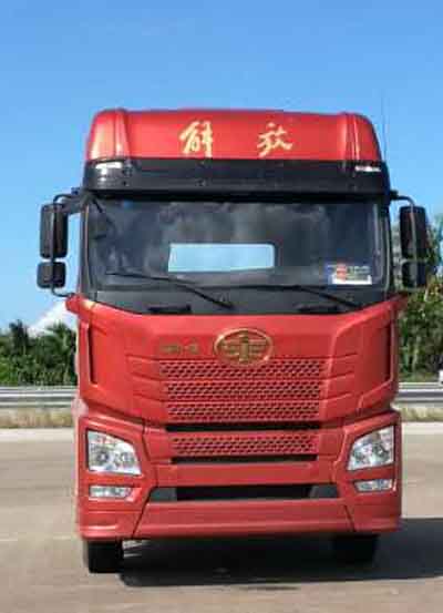 CA4250P26K15T1E5A80平头柴油牵引车燃油公告图片1