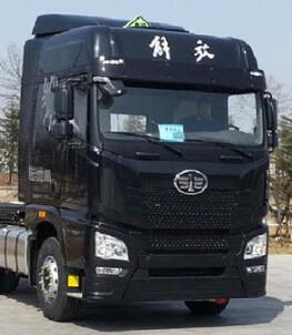 CA4250P26K15T1E5A80平头柴油牵引车燃油公告扩展图片1
