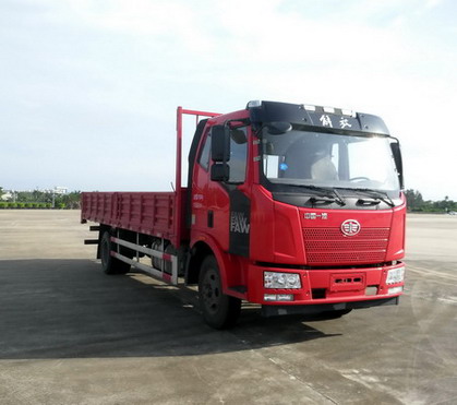 CA1180P62K1L4E5平头柴油载货汽车燃油公告图片2
