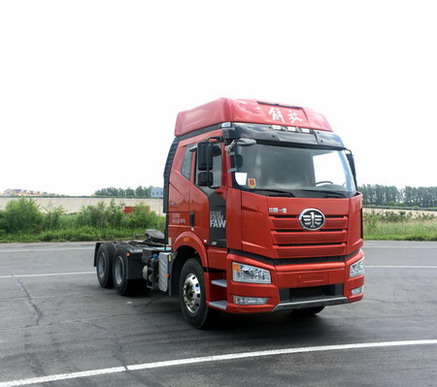 CA4250P63K2T1E5平头柴油半挂牵引汽车燃油公告图片2