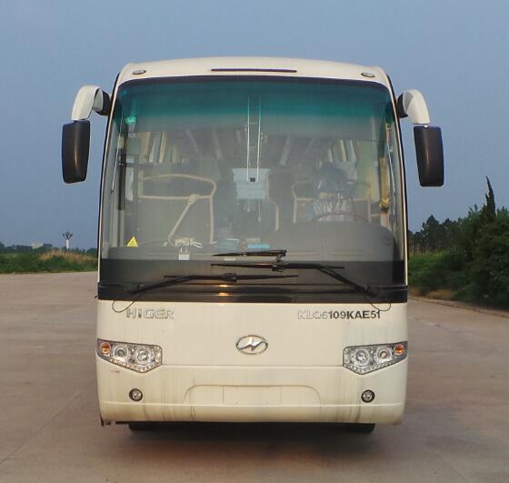 KLQ6109KAE51客车燃油公告图片1