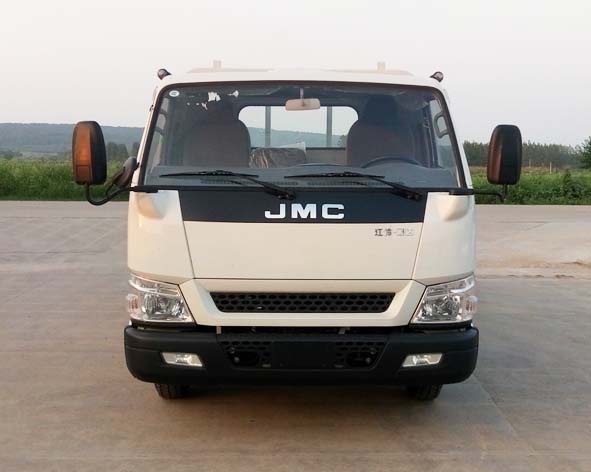 JX1062TG25载货汽车燃油公告图片1