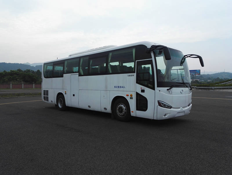 FSQ6107DC1客车燃油公告图片2