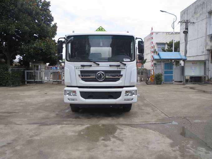 SLS5182GYYE5X铝合金运油车燃油公告图片1