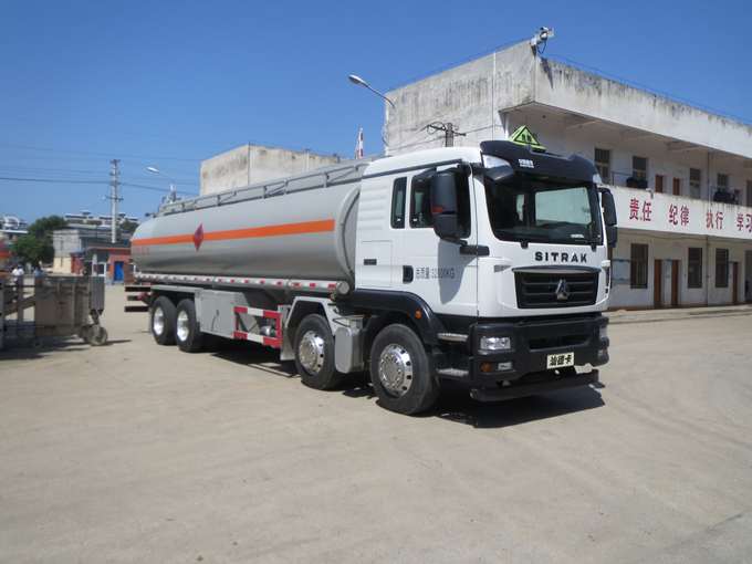 SLS5326GYYZ5A运油车燃油公告图片2