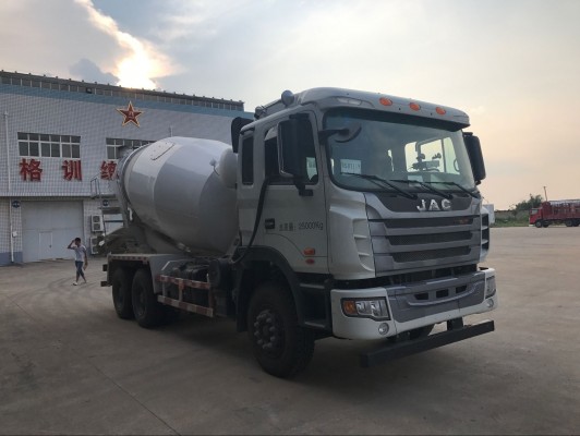 FHJ5250GJB混凝土搅拌运输车燃油公告图片2