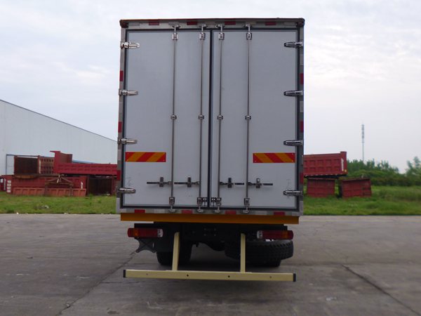 BJ5252XLC-AB冷藏车燃油公告扩展图片5