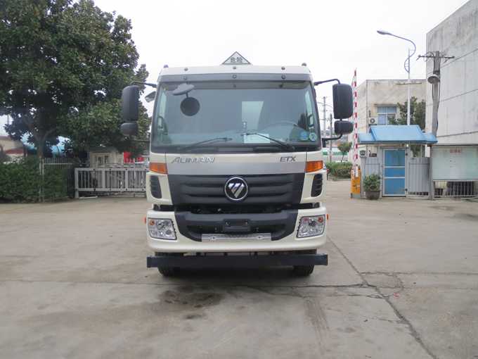 SLS5253GYYB5A运油车燃油公告图片1