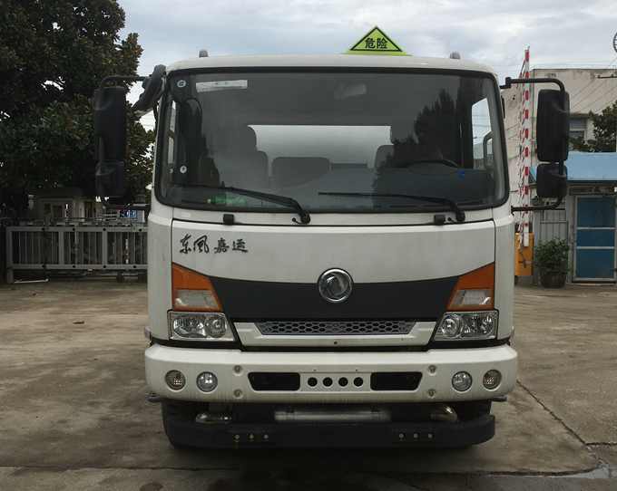 SLS5180GRYE5易燃液体罐式运输车燃油公告图片1