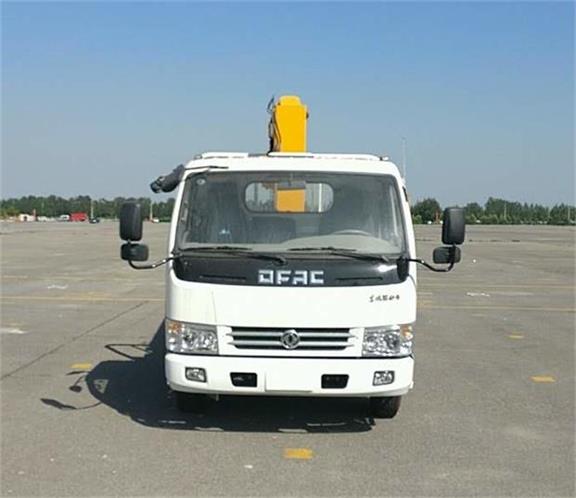 TQC5040JSQD5随车起重运输车燃油公告图片1