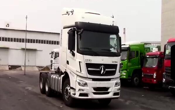 ND4250BD5J7Z02牵引车燃油公告图片2