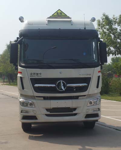 ND4250BD5J7Z07危险品牵引车燃油公告图片1