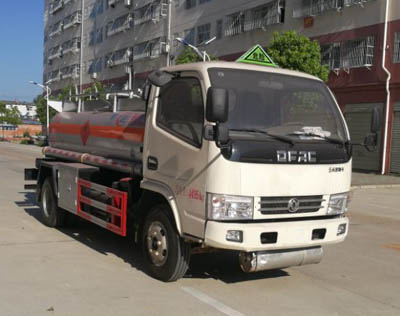 CLW5040GJYE5加油车燃油公告图片2