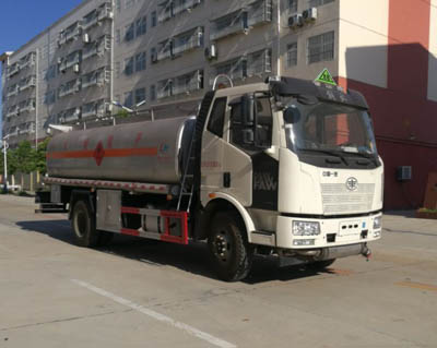 CLW5163GYYC5运油车燃油公告图片2