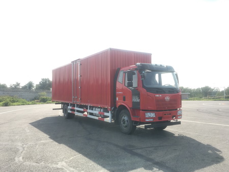 CA5180XXYP62K1L7E5厢式运输车燃油公告图片2