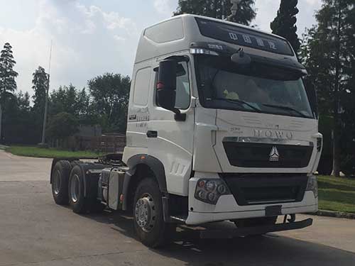 ZZ4257V324HE1B牵引汽车燃油公告图片2