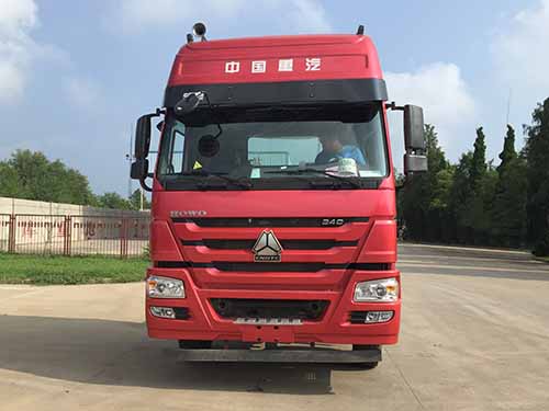 ZZ4187N3617E1牵引汽车燃油公告图片1
