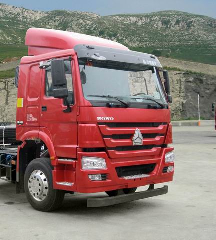 ZZ4187N3617E1牵引汽车燃油公告扩展图片1