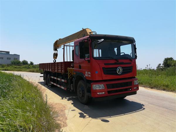 EQ5250JSQL随车起重运输车燃油公告图片2