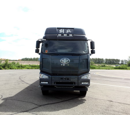 CA3310P66K24L6T4AE5平头柴油自卸汽车燃油公告图片1