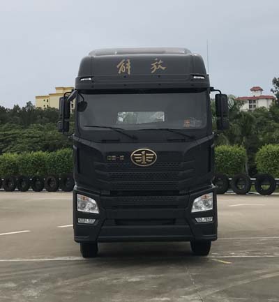 CA4250P25K24T2E5平头柴油牵引车燃油公告图片1
