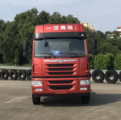 CA4256P1K2T1E5A80平头柴油牵引车燃油公告图片1